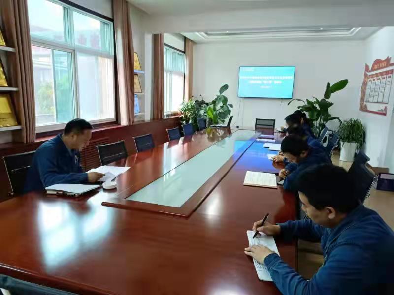 9月26日，儲運中心黨委召開全國國有企業(yè)黨的建設(shè)工作會議精神貫徹落實情況“回頭看”專題推進(jìn)會