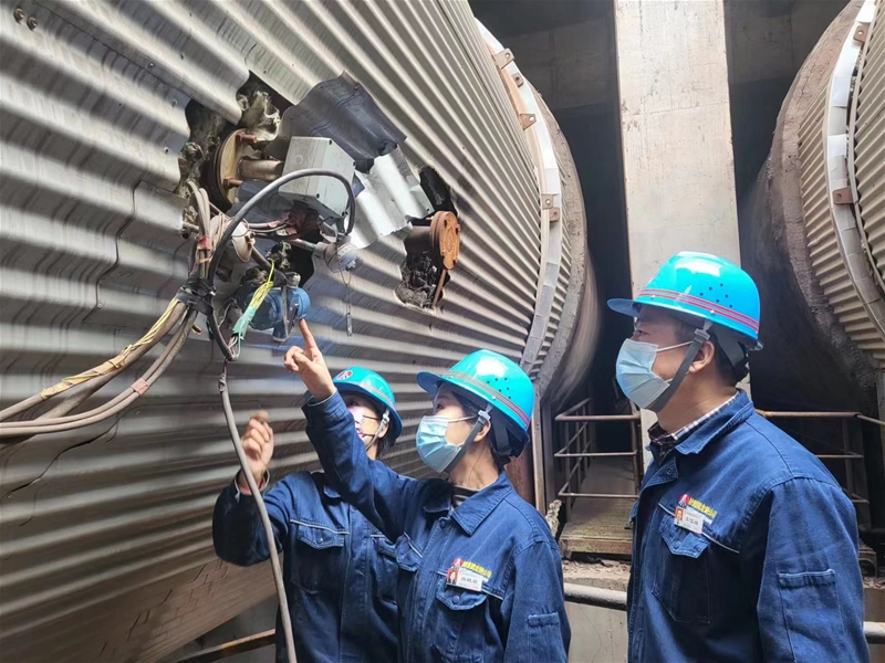 念好“精”字決 爭做檢修戰(zhàn)場最佳女配角